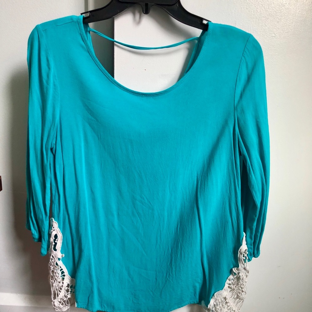 Turquoise Quarter- Sleeve Top